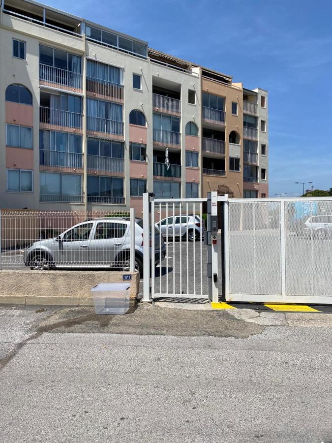 Petit T2 Proche De La Plage Sète Esterno foto